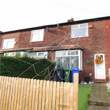 Buy this 2 bed townhouse on Winton Avenue in Audenshaw, M34 5NS