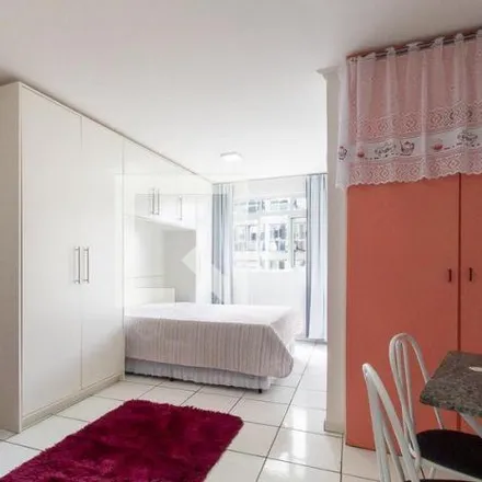 Rent this 1 bed apartment on Oriente Shawarma in Rua Nilo Cairo 269, Centro