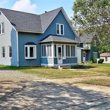 Buy this 3 bed house on 1302 East Avenue in Red Wing, MN 55066