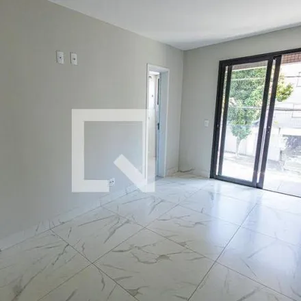 Buy this 3 bed apartment on Rua Pedro Dutra in Jaraguá, Belo Horizonte - MG