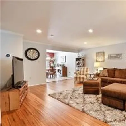 Image 5 - 1710 Pinewind Drive, Weilersville, Lower Macungie Township, PA 18011, USA - Townhouse for sale
