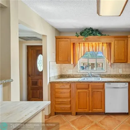 Image 3 - 3036 Northwest 69th Court, Palm Aire, Fort Lauderdale, FL 33309, USA - Condo for sale