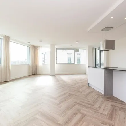 Rent this 2 bed apartment on Vertical in Menarahof, 1043 EV Amsterdam