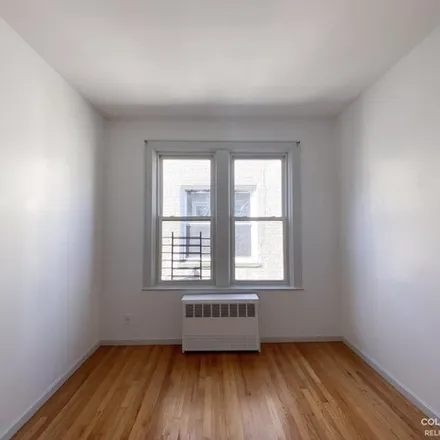 Image 3 - 595 Crown Street, New York, NY 11213, USA - House for rent