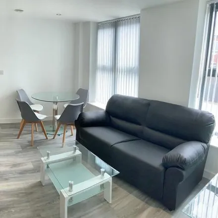 Image 2 - Orange Grove House, Wilmslow Road, Manchester, M14 6NW, United Kingdom - Apartment for rent