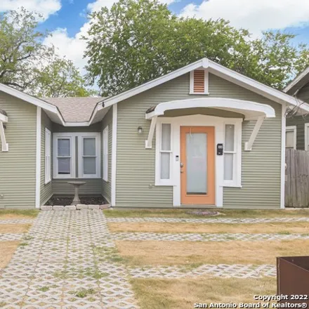 Buy this studio duplex on 330 East French Place in San Antonio, TX 78212