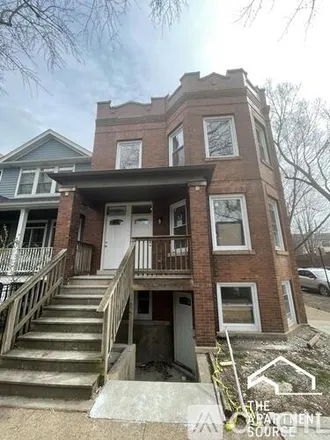 Rent this 3 bed apartment on 3135 N Oakley Ave