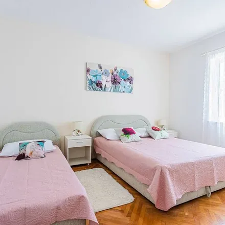 Image 5 - 21329, Croatia - Apartment for rent
