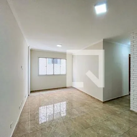 Rent this 3 bed apartment on Rua Mendes Leal in Vila Palmares, Santo André - SP