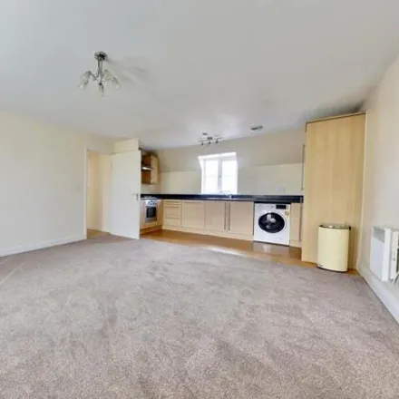 Rent this 2 bed room on College Close in Loughton, IG10 3FD