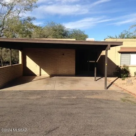 Rent this 3 bed house on 91 East Madrid Lane in Oro Valley, AZ 85704