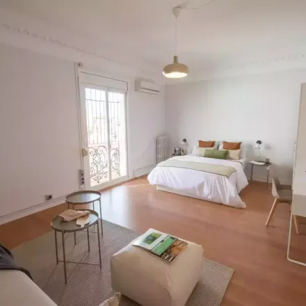 Rent this 6 bed apartment on Carrer de Balmes in 364, 08006 Barcelona