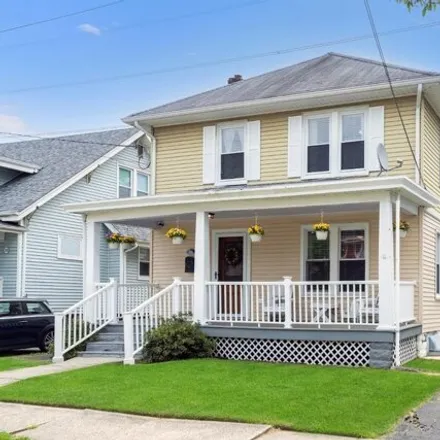 Buy this 3 bed house on 50 Herbert Avenue in Milltown, Middlesex County