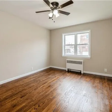 Image 8 - 306 Bay 19th Street, New York, NY 11214, USA - Apartment for sale