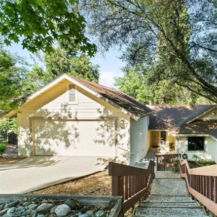 Buy this 3 bed house on 329 Timberline Lane in Auburn, CA 95603