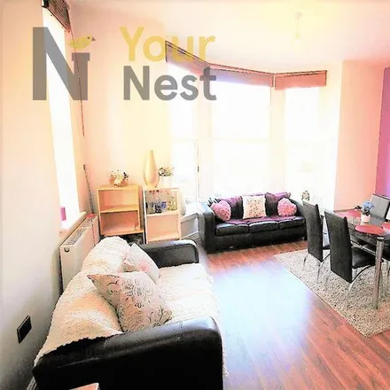 Rent this 9 bed duplex on Spring Road in Leeds, LS6 3BF