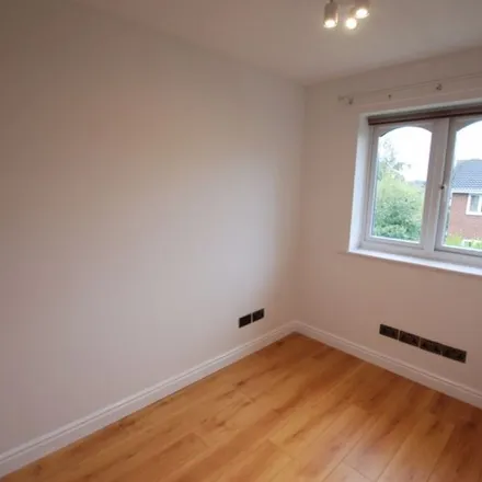 Image 3 - Chollerford Close, Newcastle upon Tyne, NE3 4RN, United Kingdom - Apartment for rent