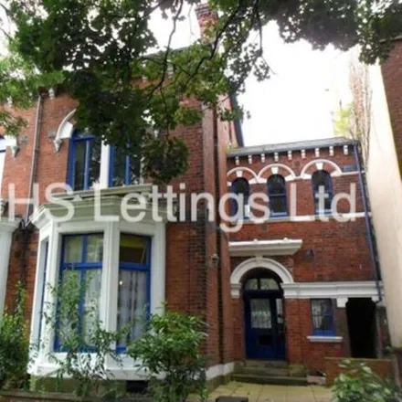 Rent this 11 bed townhouse on St John's Terrace in St John's Avenue, Leeds