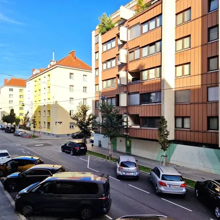 Image 2 - Reumannplatz, 1100 Vienna, Austria - Apartment for rent