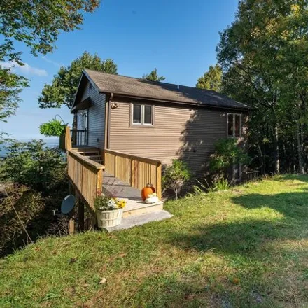 Buy this 4 bed house on 167 Briarwood Lane in Beech Mountain, NC 28604