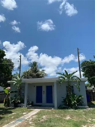 Rent this studio condo on 2171 Wilson Street in Hollywood, FL 33020
