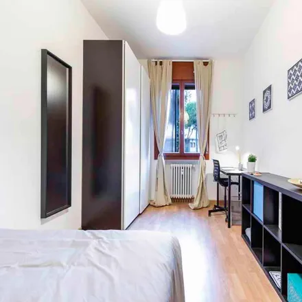Image 4 - Via Roberto Schumann, 35132 Padua Province of Padua, Italy - Room for rent