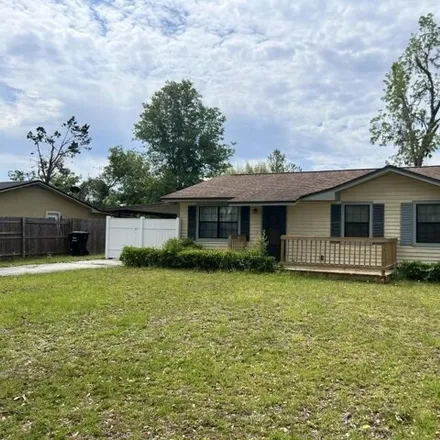 Buy this 3 bed house on 537 Puckett Road in Perry, FL 32348