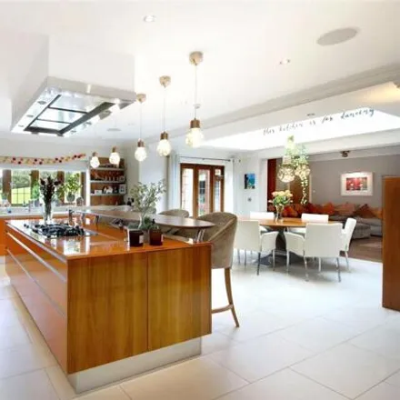 Image 5 - Wilton Lane, Jordans, HP9 2RF, United Kingdom - House for rent