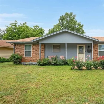 Buy this 3 bed house on 1628 Ruidosa Drive in Wichita Falls, TX 76306