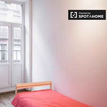 Rent this 3 bed room on Gecko in Rue Pletinckx - Pletinckxstraat, 1000 Brussels
