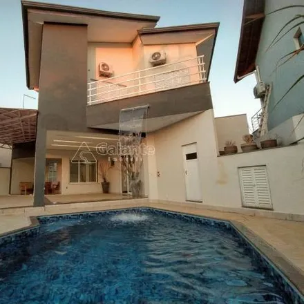Buy this 3 bed house on Rua Antônia Maria Campagnola Maziero in Jardim Cazellato, Paulínia - SP