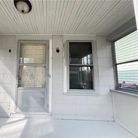 Image 3 - 266 Emerson Street, City of Rochester, NY 14613, USA - House for sale