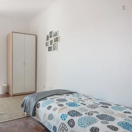 Rent this 3 bed room on Avenida João Paulo II in 1950-157 Lisbon, Portugal