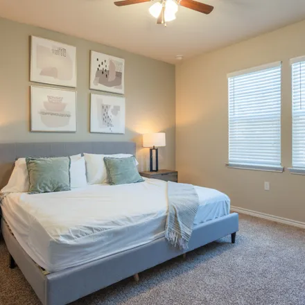 Image 9 - Stone Oak Parkway, San Antonio, TX 78258, USA - Apartment for rent