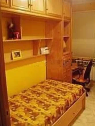 Rent this 3 bed room on Madrid in Calle de Ramón Gómez de la Serna, 125