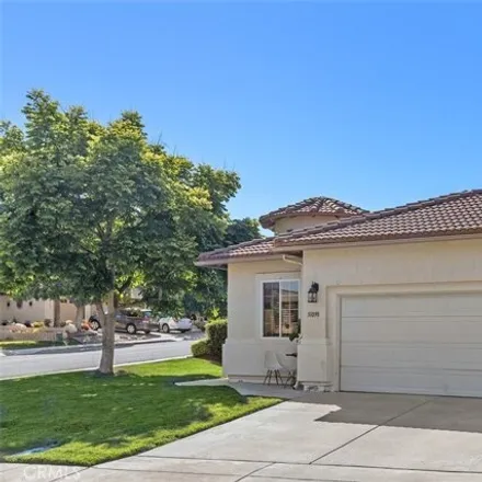 Buy this 3 bed house on 41912 Niblick Road in Temecula, CA 92591