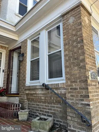 Image 3 - 4730 Larchwood Avenue, Philadelphia, PA 19143, USA - House for sale