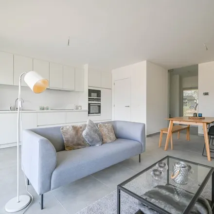 Rent this 1 bed apartment on Patrick Sercudreef 39 in 8870 Izegem, Belgium