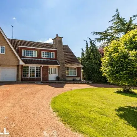 Buy this 5 bed house on Little Gringley Lane in Welham, DN22 0SG