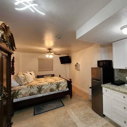 Image 5 - Islamorada, FL, 33070 - House for rent