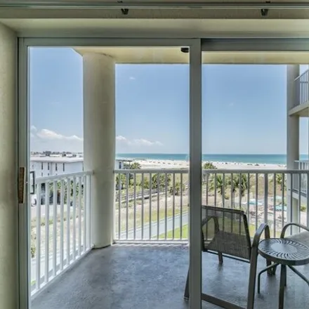 Image 6 - Sunset Vistas Beachfront Suites, 12000 Gulf Boulevard, Treasure Island, Pinellas County, FL 33706, USA - Condo for sale