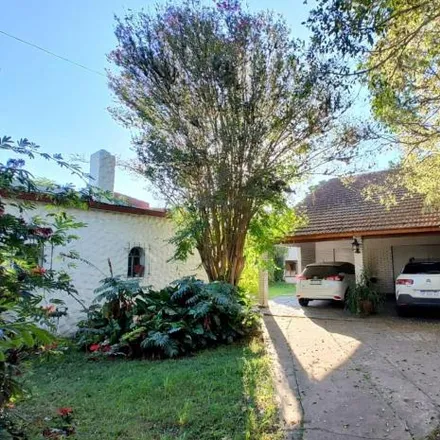 Image 2 - Avenida Antártida Argentina, Partido de Berazategui, B1889 CRA Sourigues, Argentina - House for sale