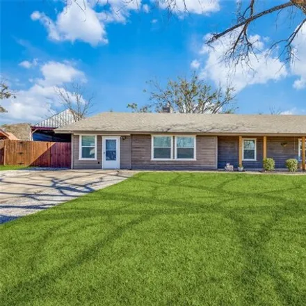 Buy this 3 bed house on 639 Prairie Creek Circle in Princeton, TX 75407