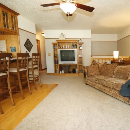 Image 4 - 2114 9th Avenue Northwest, East Grand Forks, MN 56721, USA - House for sale