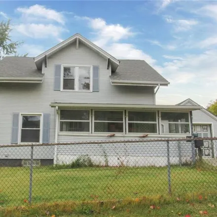 Buy this 3 bed house on 1709 30th Street Northwest in Canton, OH 44709