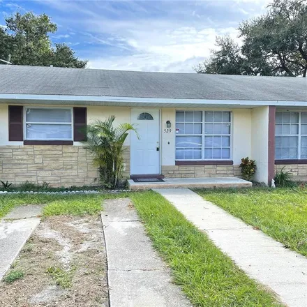 Buy this 2 bed duplex on 537 Pigeon Circle in Orange County, FL 32825