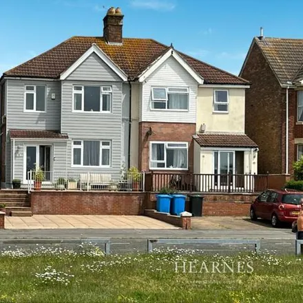 Buy this 3 bed duplex on Esplanade in Poole, BH15 2BA