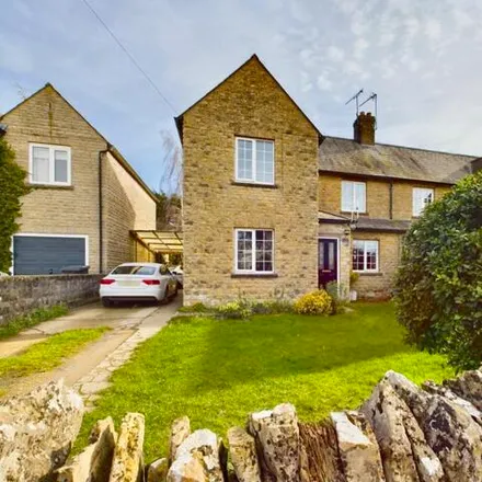 Buy this 4 bed duplex on Hundley Way in Charlbury, OX7 3QY