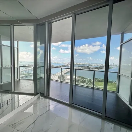 Image 9 - The Gabriel Miami Downtown, Curio Collection by Hilton, 1100 Biscayne Boulevard, Miami, FL 33132, USA - Apartment for rent