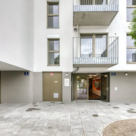 Rent this 2 bed apartment on Grasbergergasse 11 in 1030 Vienna, Austria